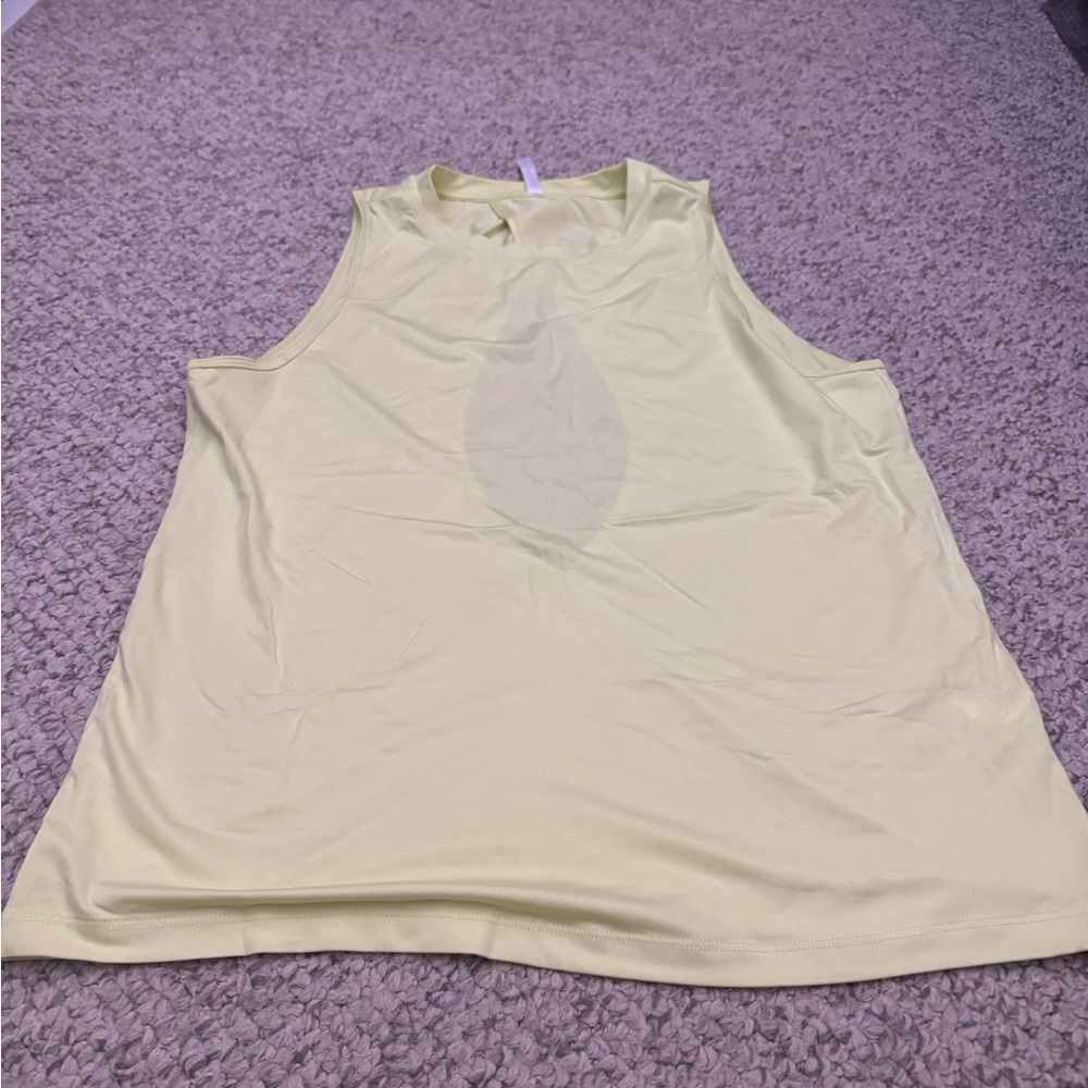 Fabletics Cream Muscle Tee Sleeveless Boxy Cut Out